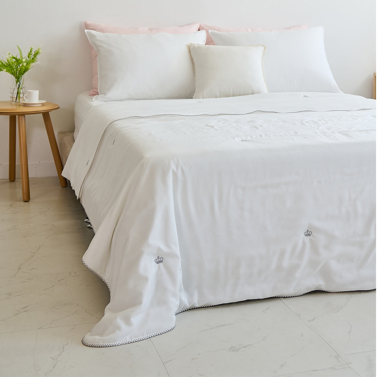Crown Cooling Summer Quilt