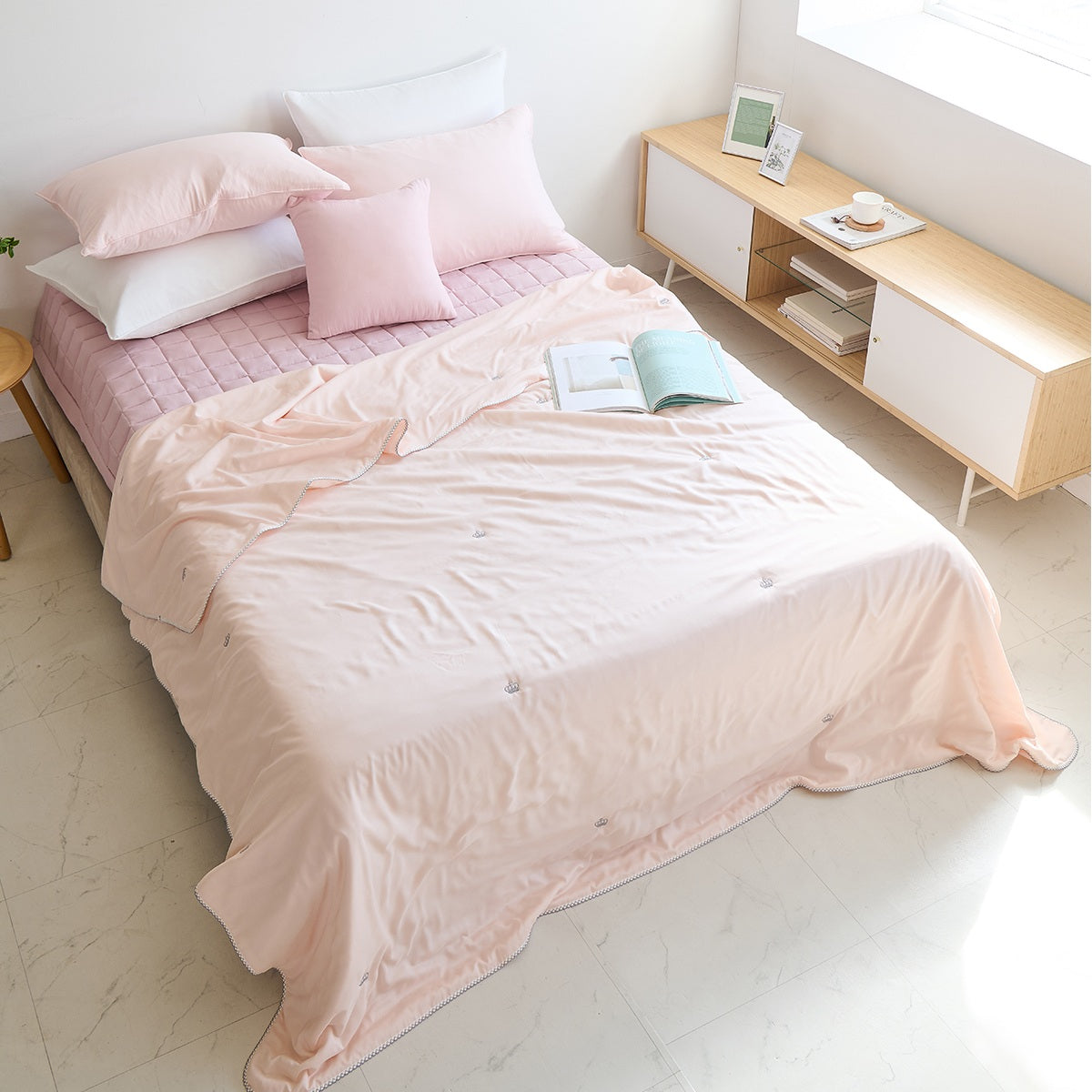 Crown Cooling Summer Quilt