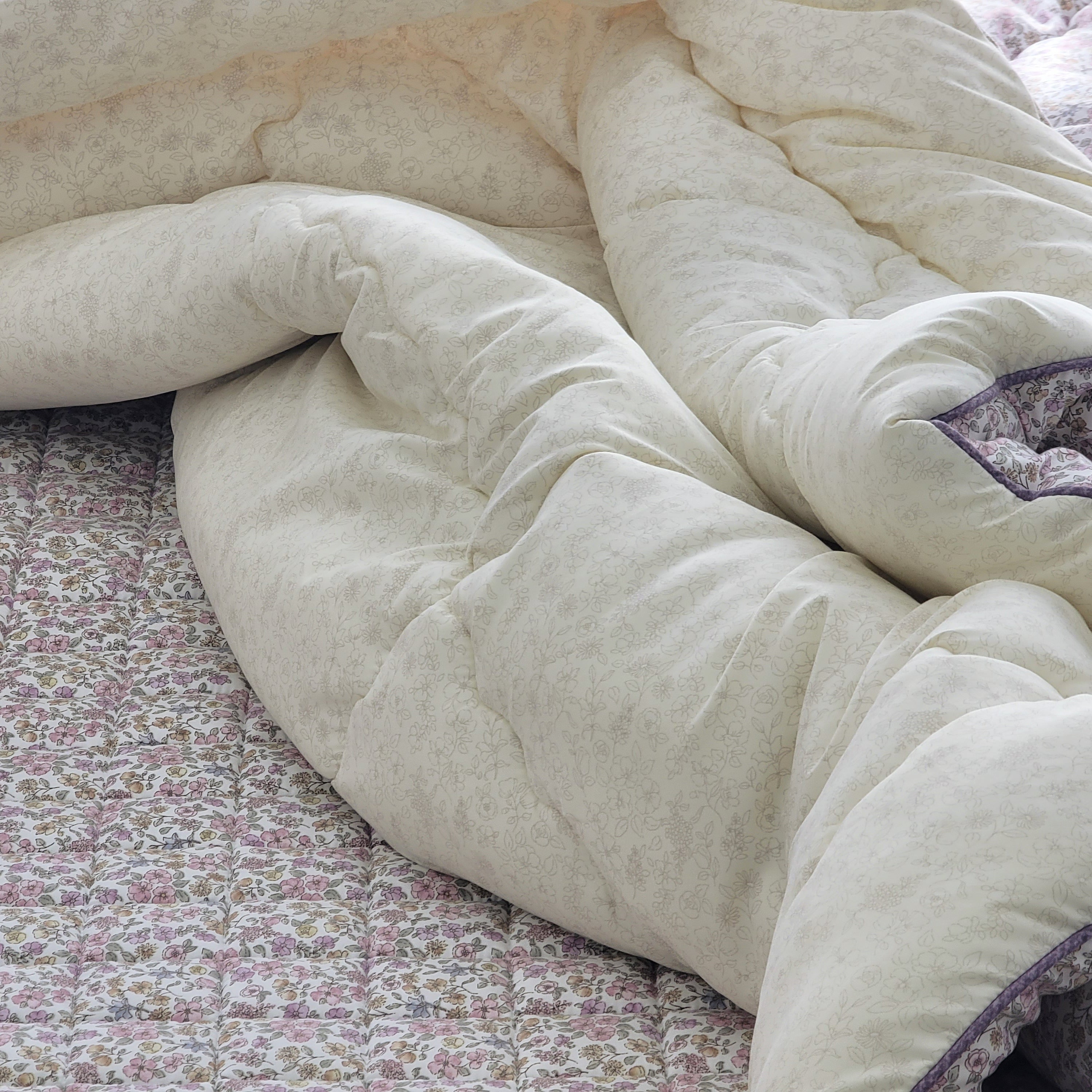Judy Semi Micro Quilt | Polyester Comforter | Lightweight Quilt | Breathable Duvet | Dust Resistant Bedding
