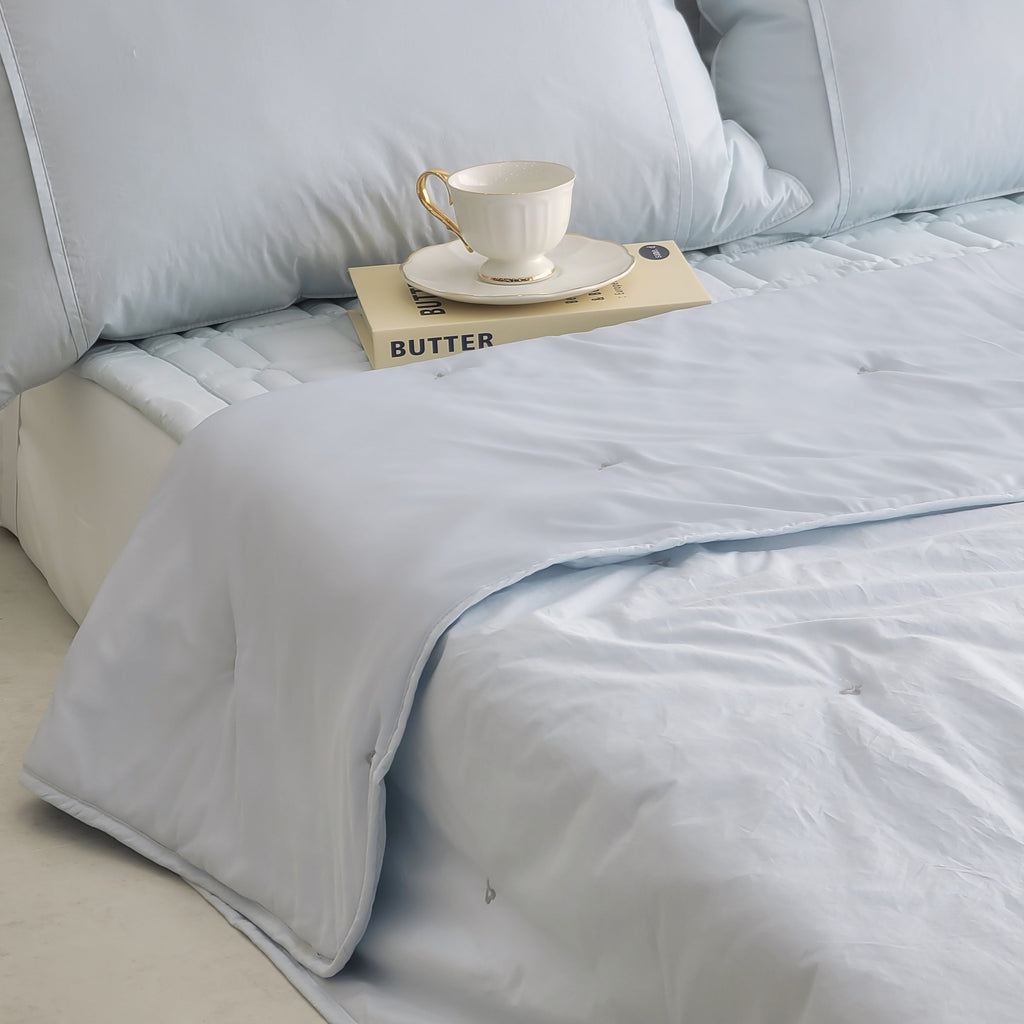 Bass High-Density Cooling  Quilt / Bass High-Density Cooling Blanket / Cool-Touch Summer Quilt / Breathable Cooling Bedding / Premium High-Density Fabric Blanket / Lightweight Summer Cooling Quilt