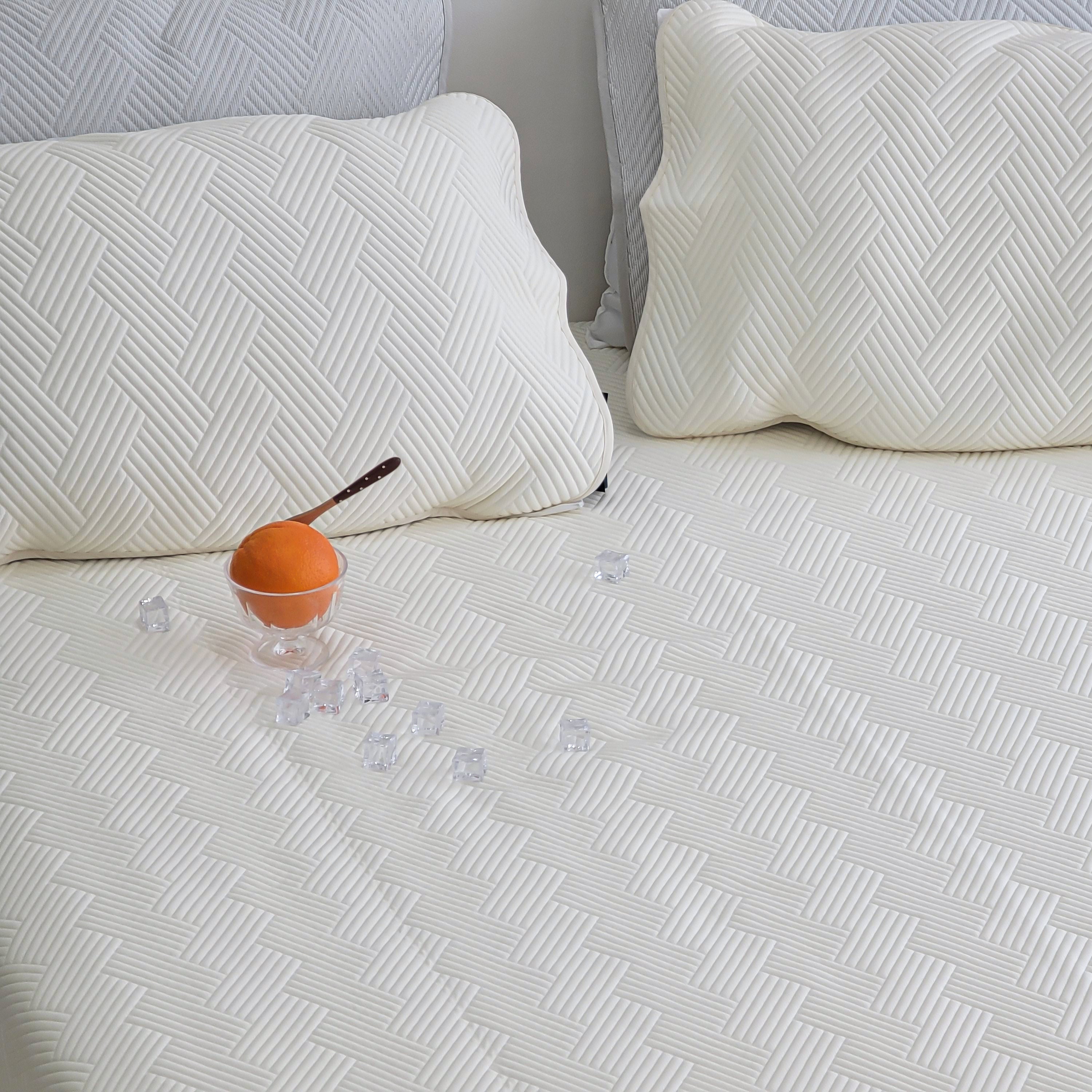Yarn-Dyed Fitted Cooling Bed Pad / Huvis Cooling Fabric / Polyethylene Polyester Blend / Summer Cooling Material / Breathable Cooling Textile / Lightweight Cool Touch Fabric