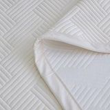 Yarn-Dyed Fitted Cooling Bed Pad / Huvis Cooling Fabric / Polyethylene Polyester Blend / Summer Cooling Material / Breathable Cooling Textile / Lightweight Cool Touch Fabric