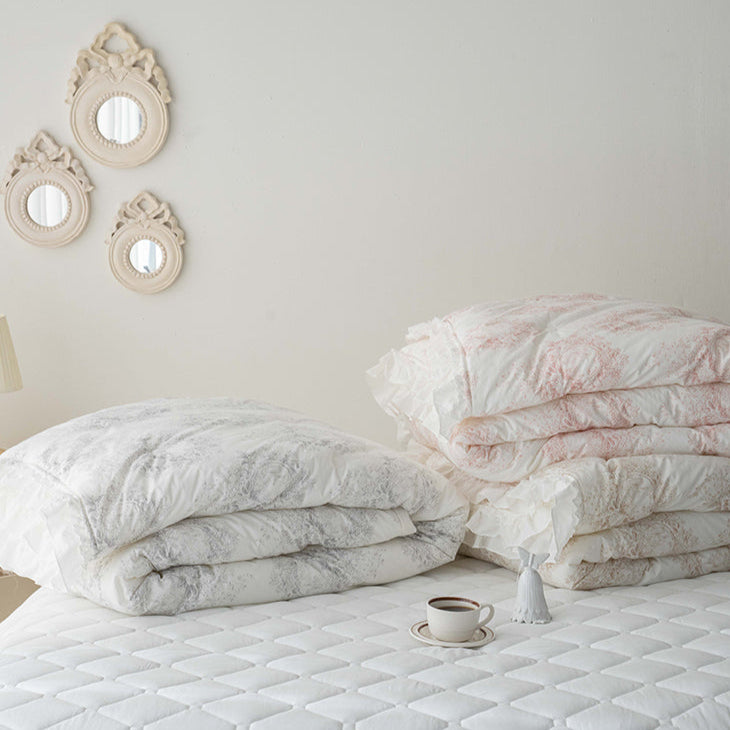 Chanel Pattern Bedding | 100% Modal Fabric | 60-Count High-Density Cotton | Reversible Luxury Quilt | Soft and Breathable Bedding