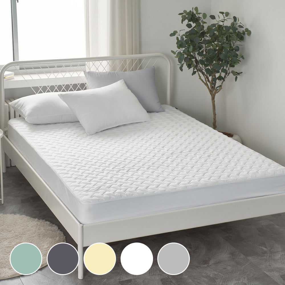 Allergy Care Padded Mattress Cover | hypoallergenic | quilted mattress cover | allergy care bedding | soft & breathable | premium padded protector