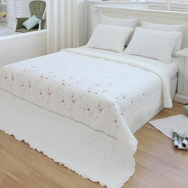 Flower Dream Cotton Blanket | 100% 60-Count Cotton | Beautiful Floral Pattern | Generous Size | Korean-Made | Soft and Breathable | Perfect for Year-Round Use | Easy to Wash