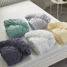 Multi-Layer Waterproof Mattress Cover | dual-layer protection | waterproof mattress cover | breathable & durable | allergy-friendly | premium bed protector