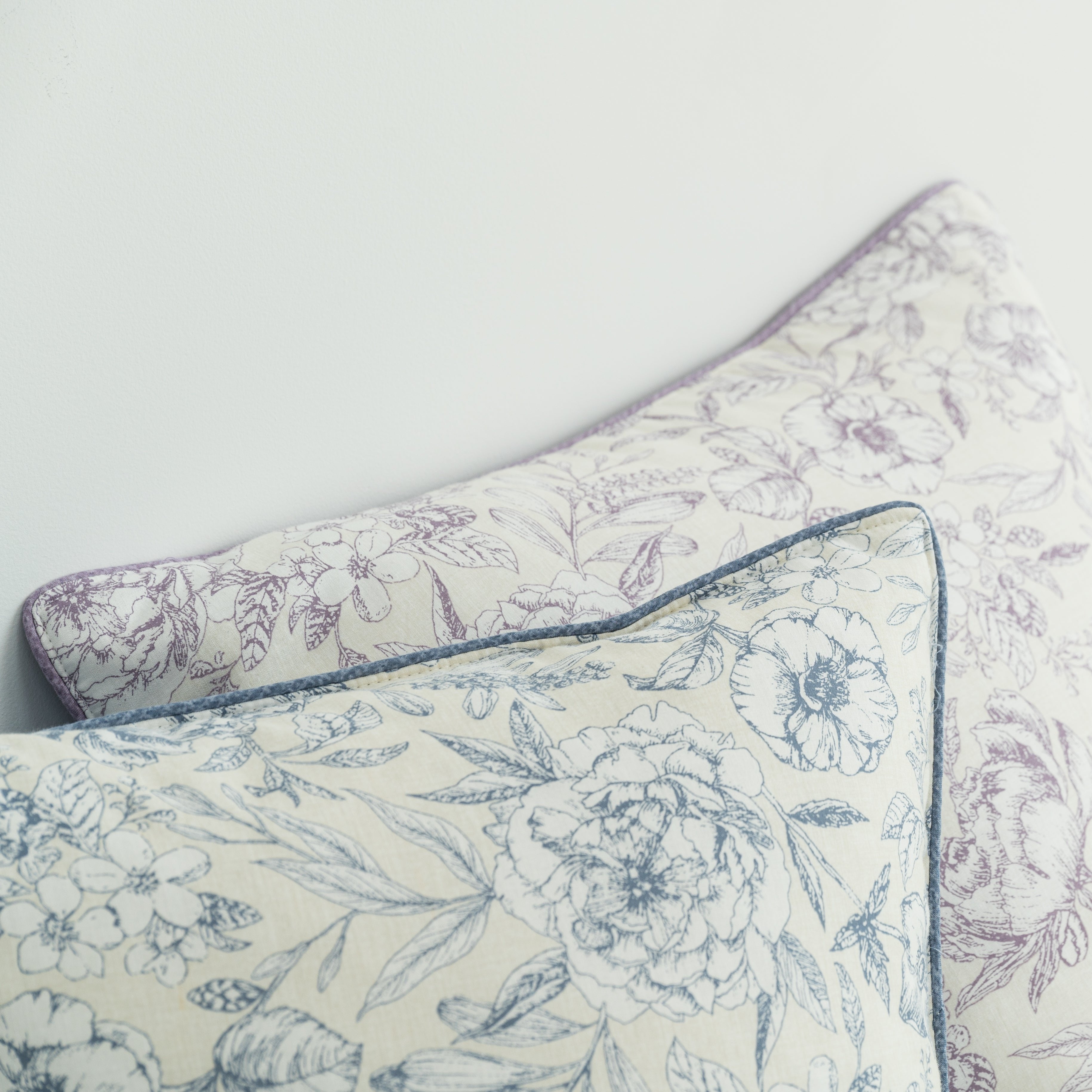 100% Natural Cotton pillow cover | Corn Fiber Filling | Lightweight and Breathable | Made with Eco-Friendly Materials | Soft and Comfortable | Perfect for Year-Round Use
