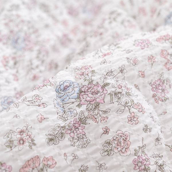 Aurora Ripple Snow Blanket | Lightweight and Cool | Perfect for Summer Nights | Soft Floral Design | Breathable and Comfortable | Easy to Wash