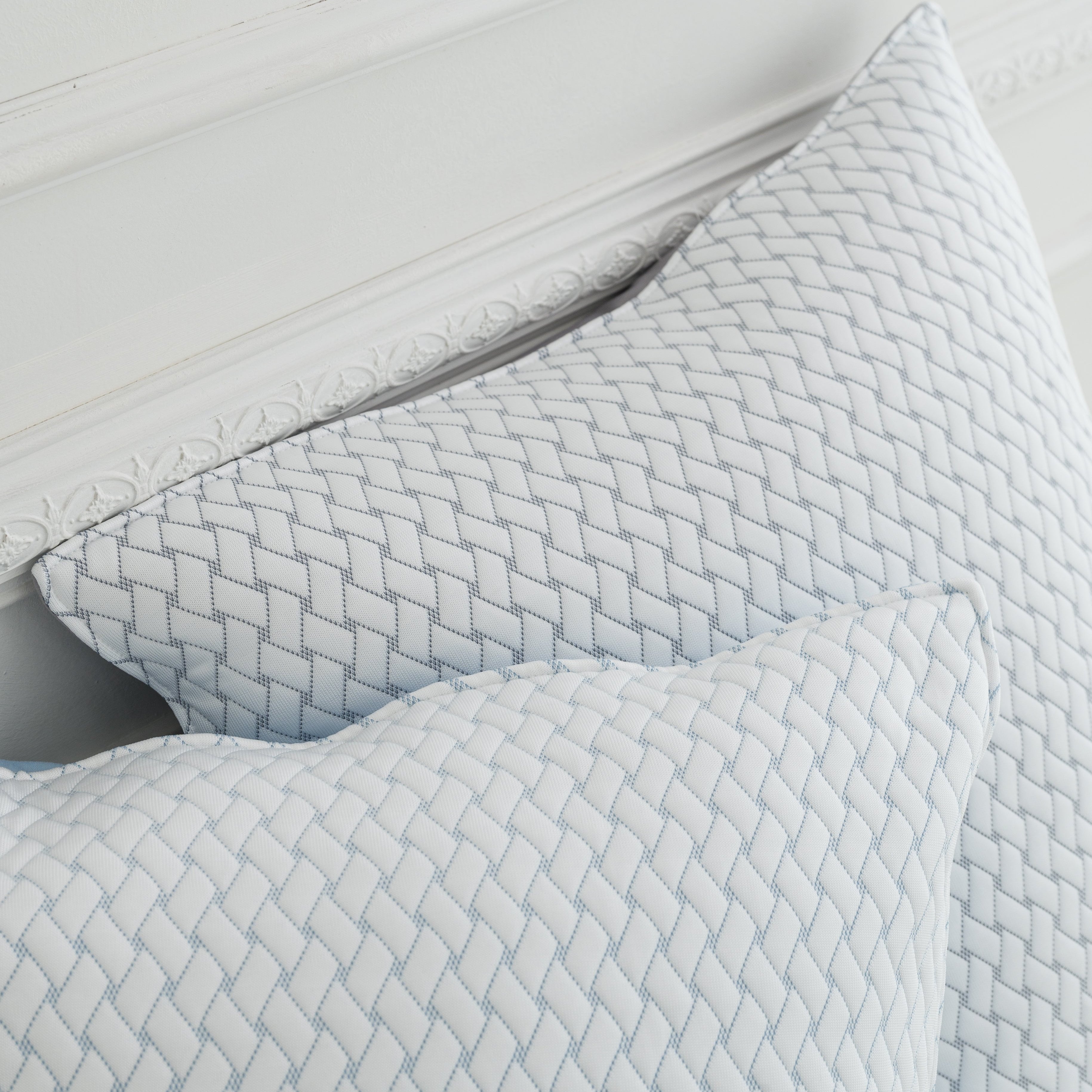 Alaska Cooling Pillow Cover | Breathable Fabric | Perfect for Hot Sleepers | Soft and Cooling | Easy to Clean | Ideal for Summer Nights