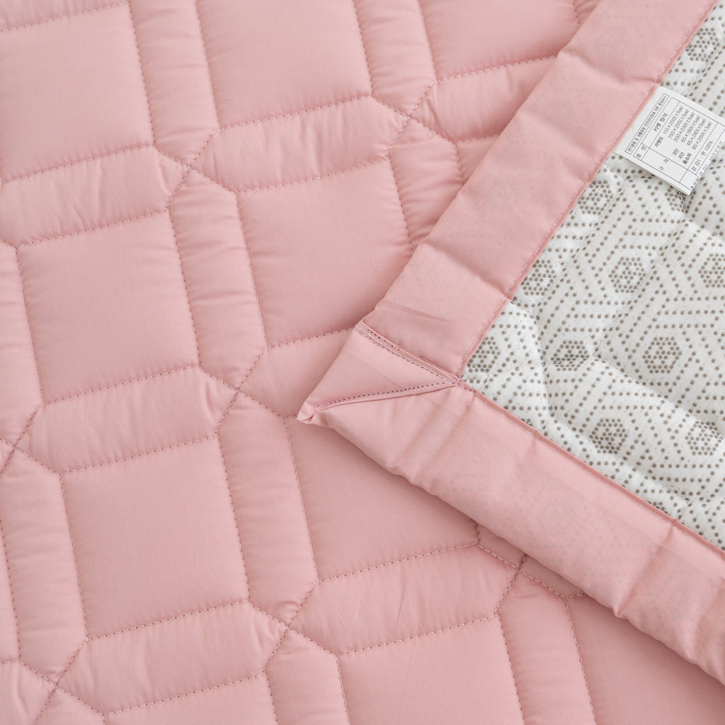 Natural Beauty Pad | 100% High-Density Cotton | Hypoallergenic and Breathable | Allergy Care | Soft Pastel Tones | Moisture-Wicking and Quick-Drying | Eco-Friendly Material | Perfect for All Seasons
