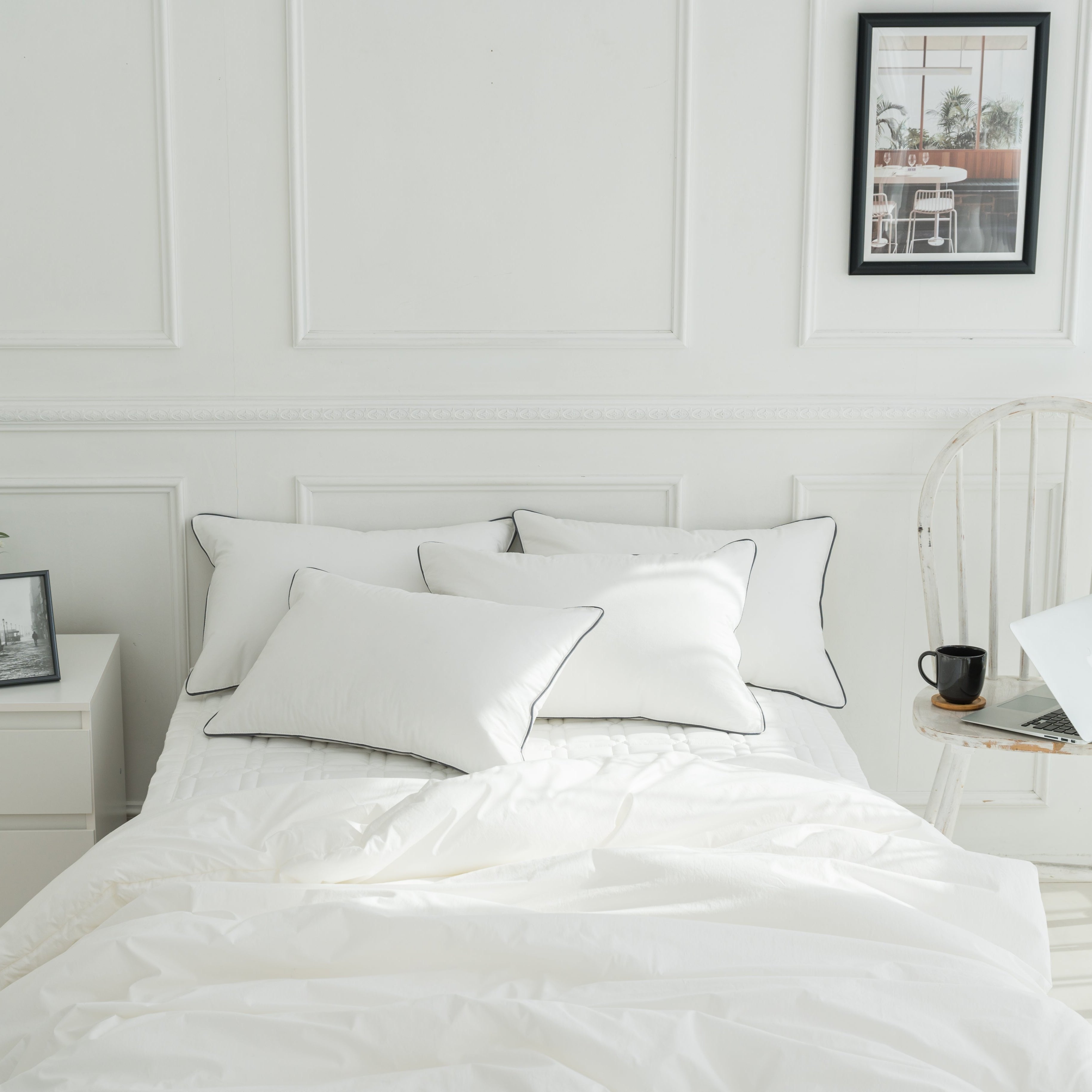 Natural Beauty Pillow Cover | 100% High-Density Cotton | Hypoallergenic and Breathable | Allergy Care | Soft Pastel Tones | Moisture-Wicking and Quick-Drying | Eco-Friendly Material