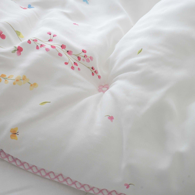 Wedding Quilt / Wedding Bedding Set / Floral Pattern Quilt / Romantic Bedroom Decor / Soft White Comforter / Elegant Bridal Gift