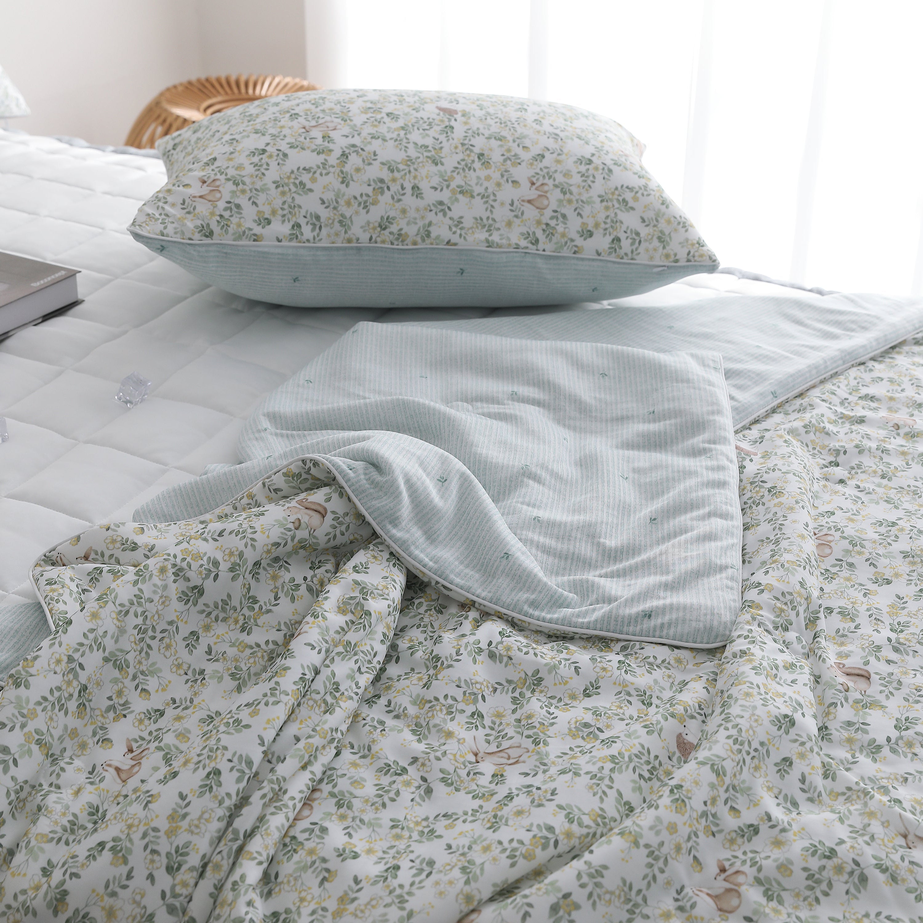 Bandi Cooling Summer Quilt / Cooling Blanket / Summer Lightweight Blanket / Cool Touch Throw Blanket / Breathable Summer Bedding /  Cooling Cover